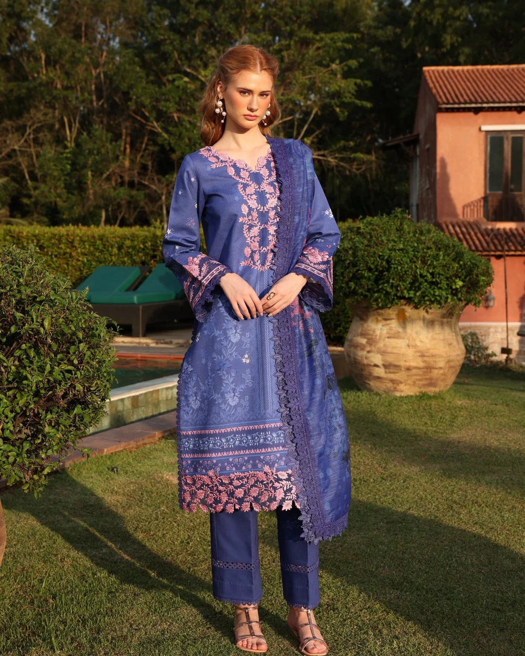 Weave & Wonder Lawn - Image 3