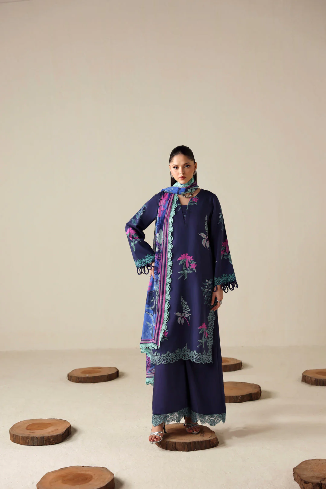 zyrah Fall winter suit - Image 6